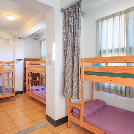 Meng Zi Bu _Dream Corner Hostel Тайнан Екстериор снимка