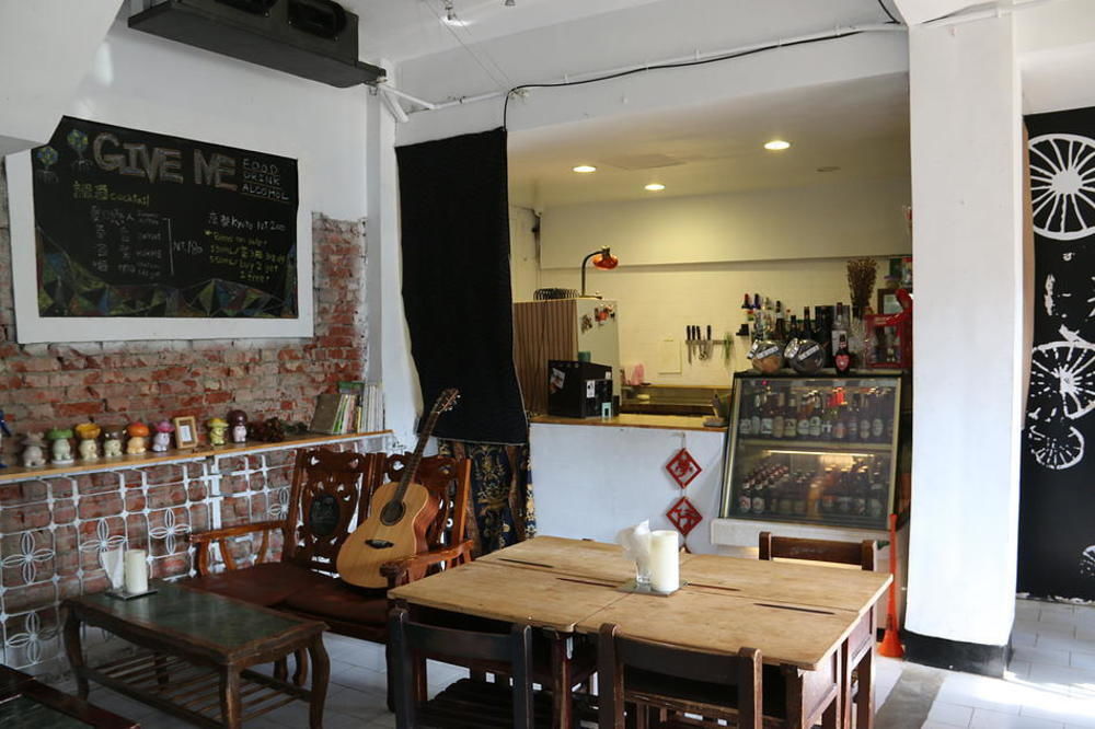 Meng Zi Bu _Dream Corner Hostel Тайнан Екстериор снимка