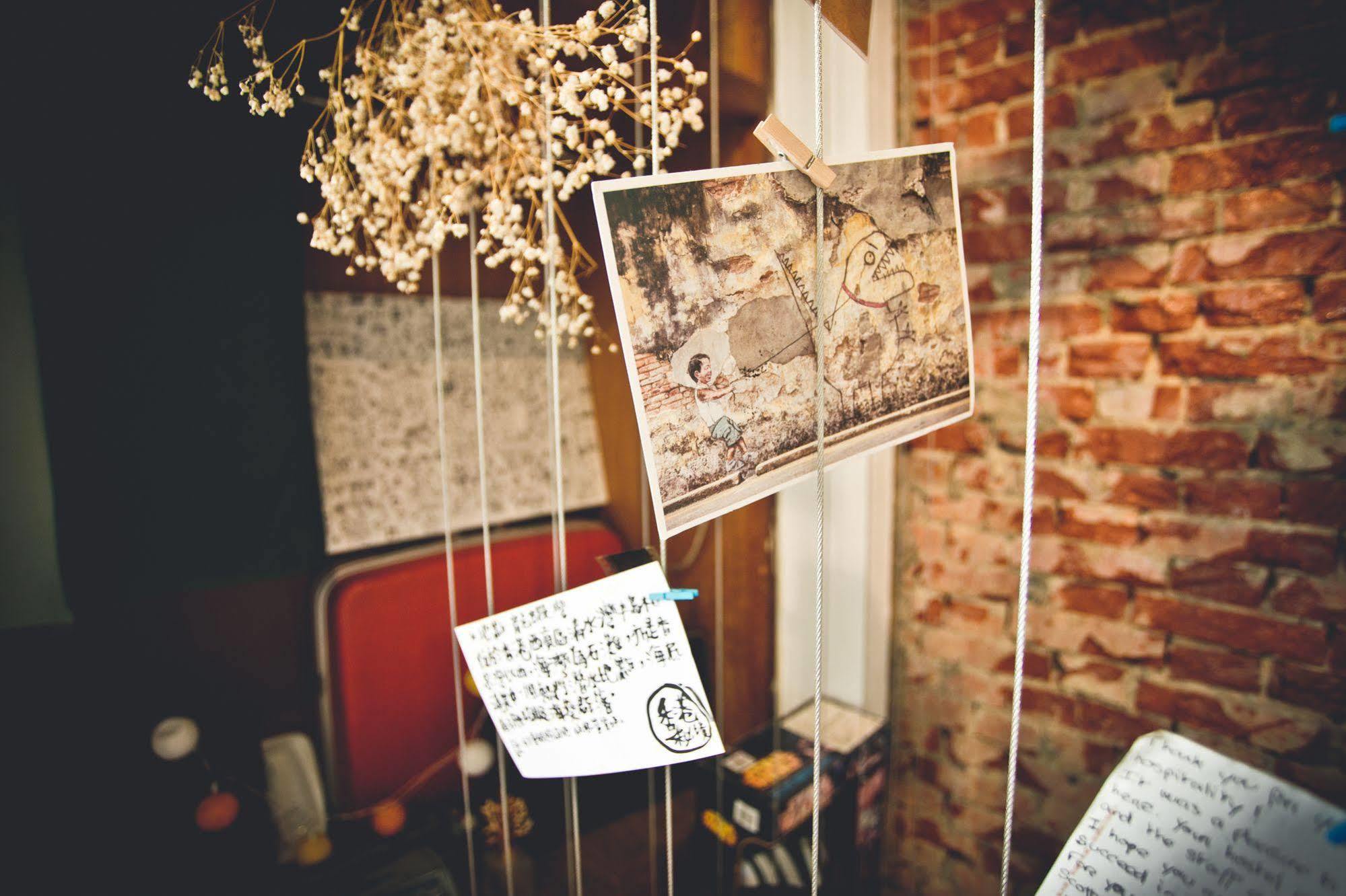 Meng Zi Bu _Dream Corner Hostel Тайнан Екстериор снимка